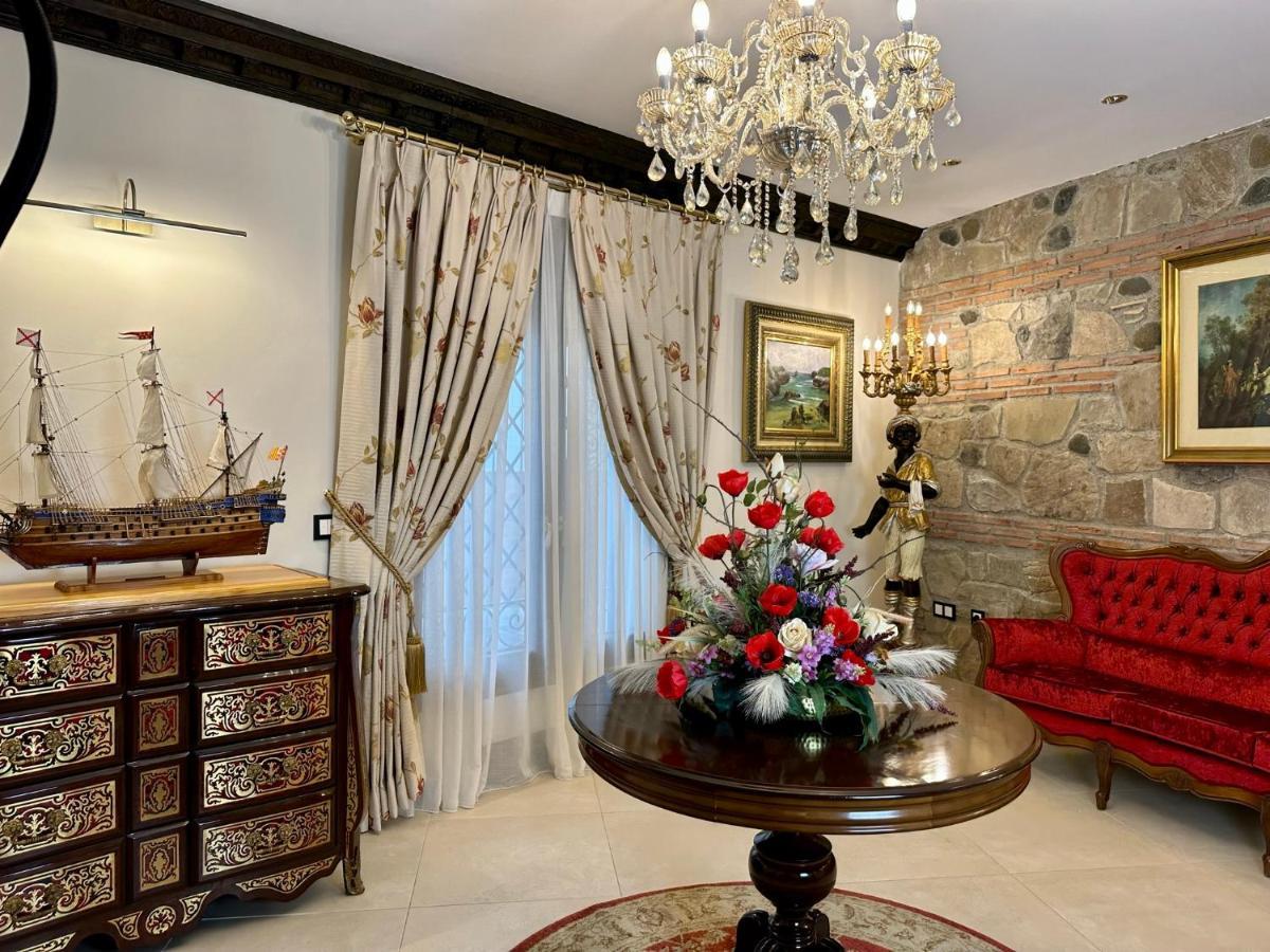 Hotel Boutique Casa Veracruz Estepona Bagian luar foto