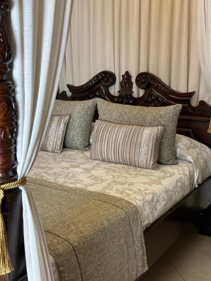 Hotel Boutique Casa Veracruz Estepona Bagian luar foto